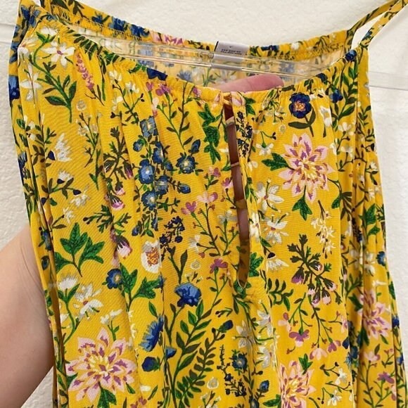 Old Navy Yellow Floral Keyhole Front Romper With Pockets - Picture 3 of 9